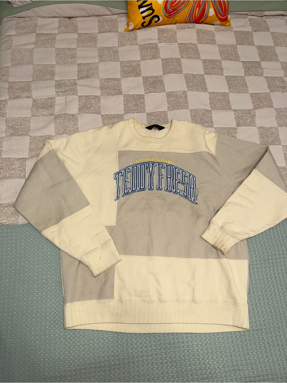 Teddy Fresh "My Dad Wears" colorblock crewneck sweatshirt size L